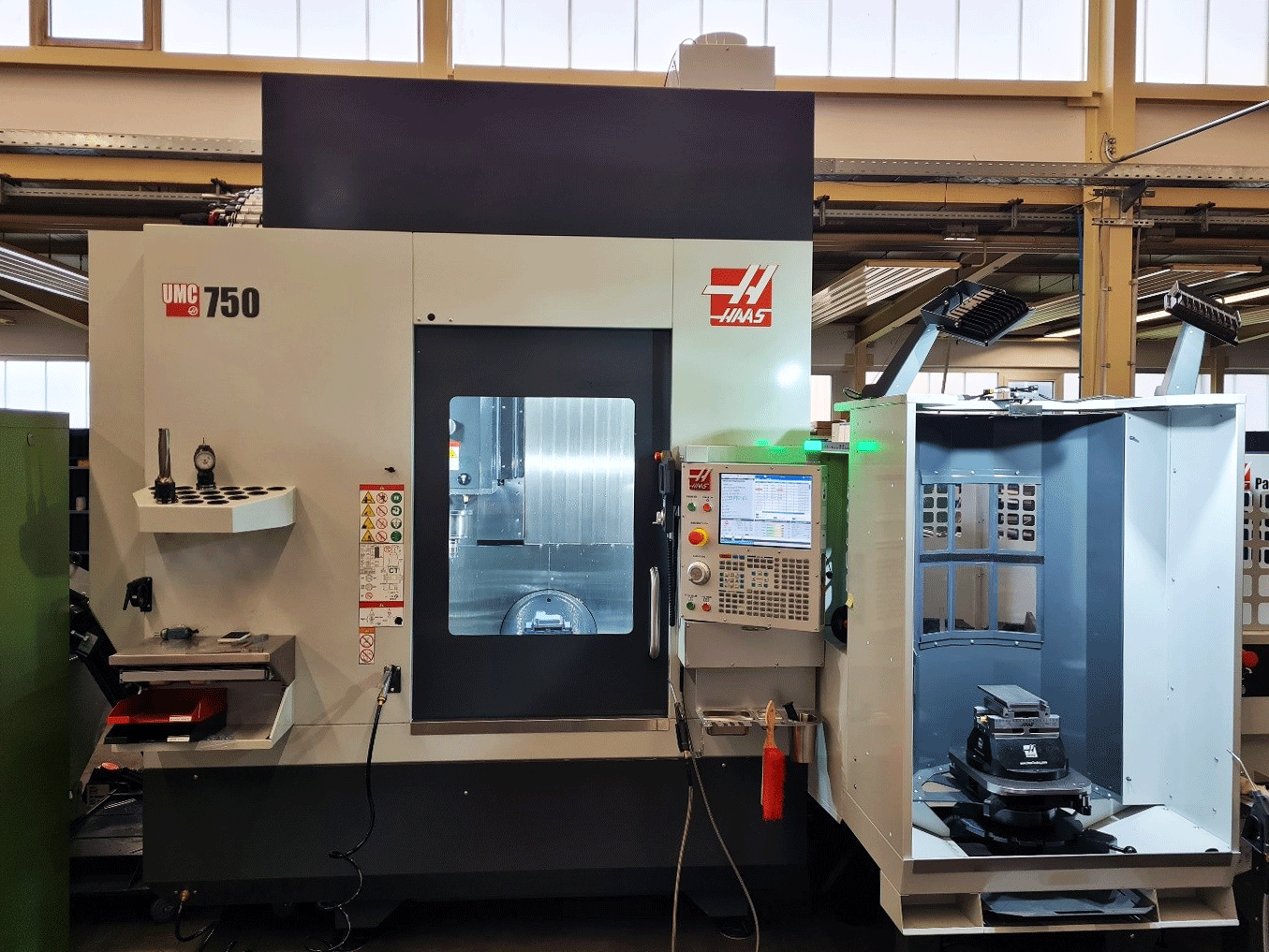 New HAAS Milling Machine at HPS Hydropneu